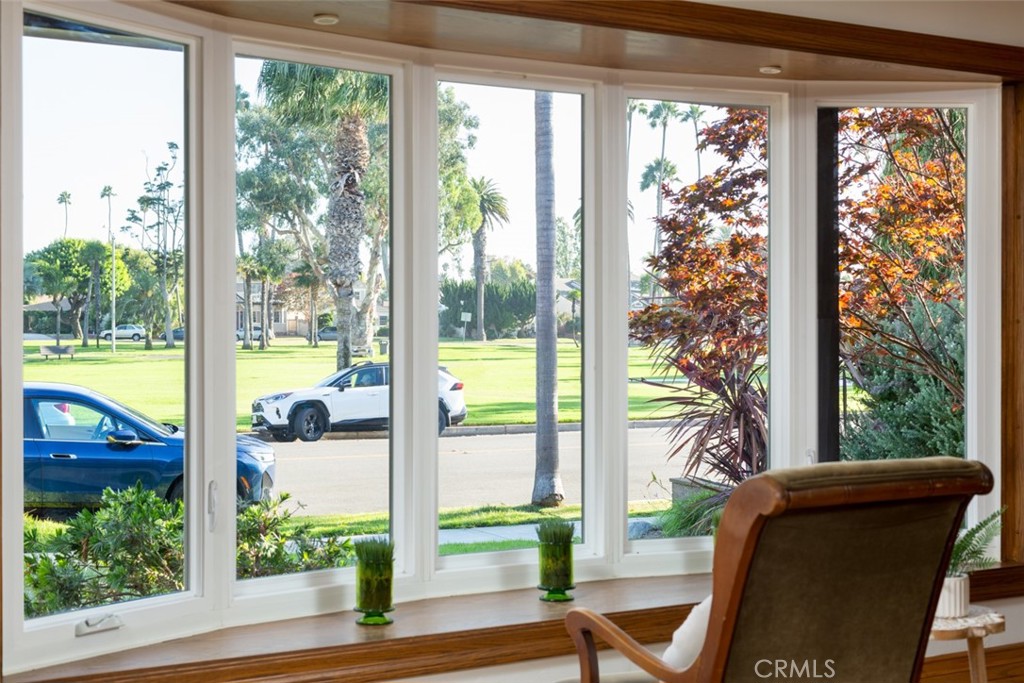 1025 12th Street, Huntington Beach — photo 4