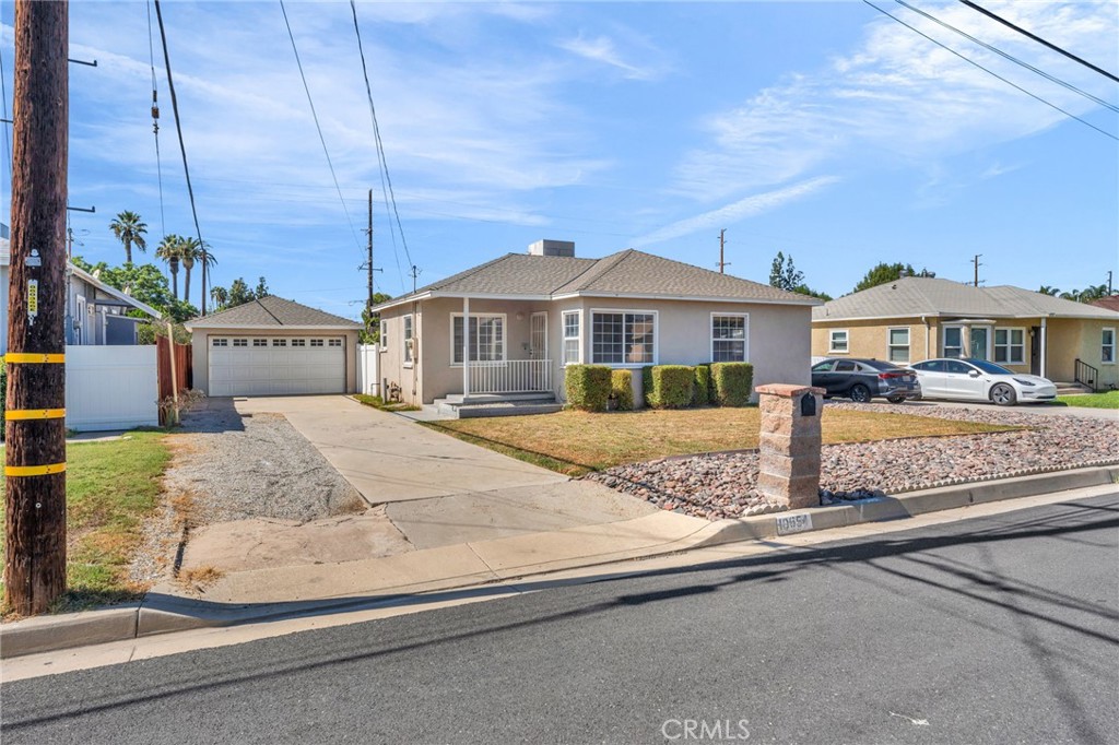 10654 Amapolas Street, Redlands — photo 2