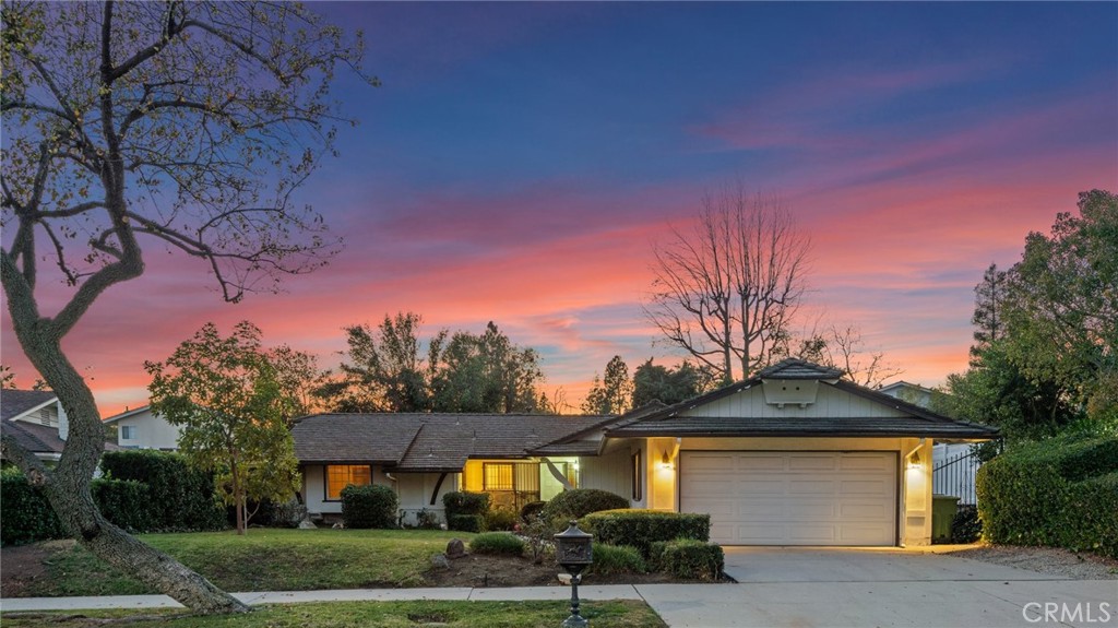 10905 Baton Rouge Avenue, Porter Ranch — front exterior