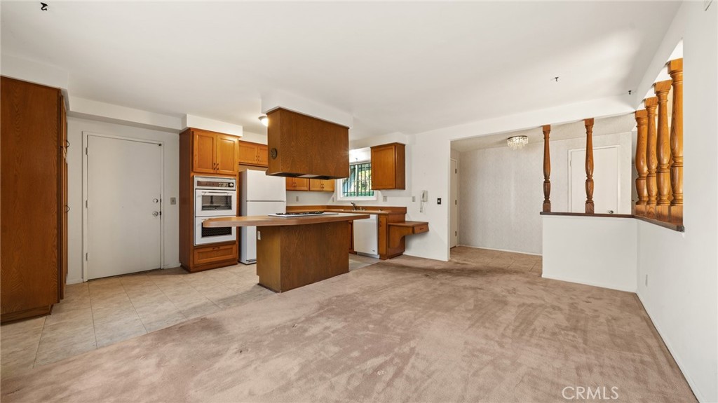 10905 Baton Rouge Avenue, Porter Ranch — photo 7