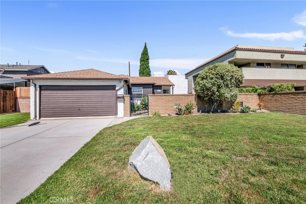 11011 Ticonderoga Drive, Los Alamitos — photo 2