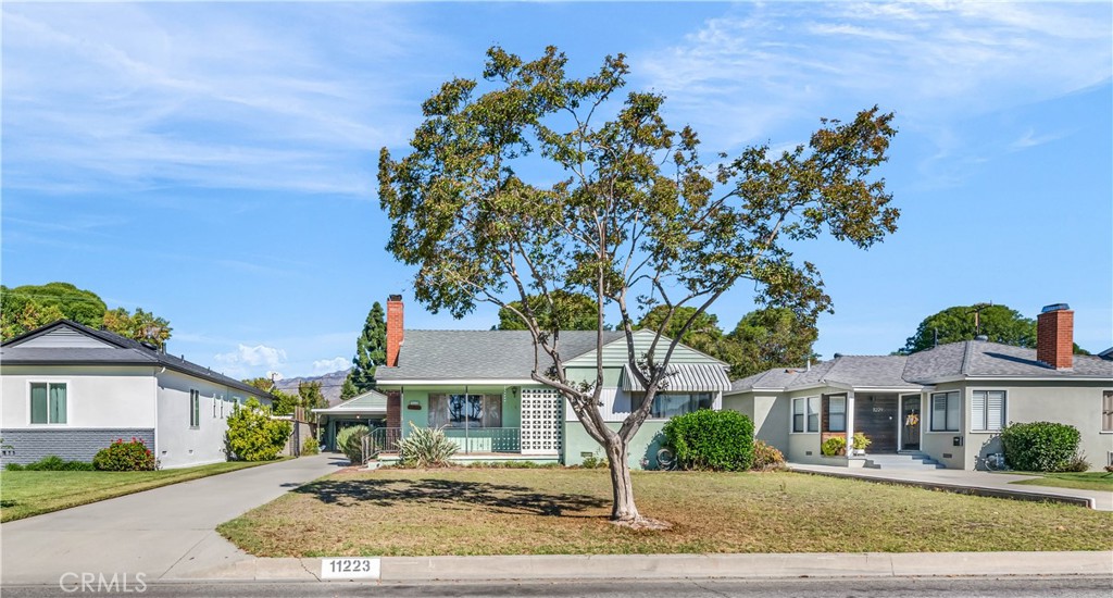 Single-family home in Arcadia sold by The Aventus Group