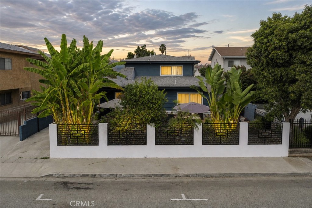 11617 Acacia, Hawthorne, CA — listed by The Aventus Group