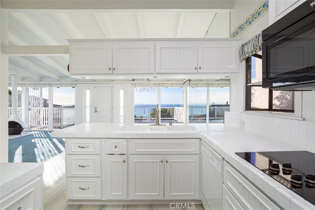 1164 La Mirada Street, Laguna Beach — photo 8
