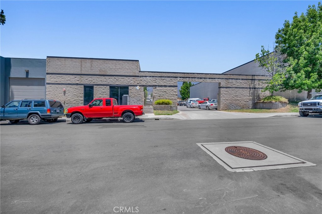 119 W Walnut Avenue, Monrovia — front exterior