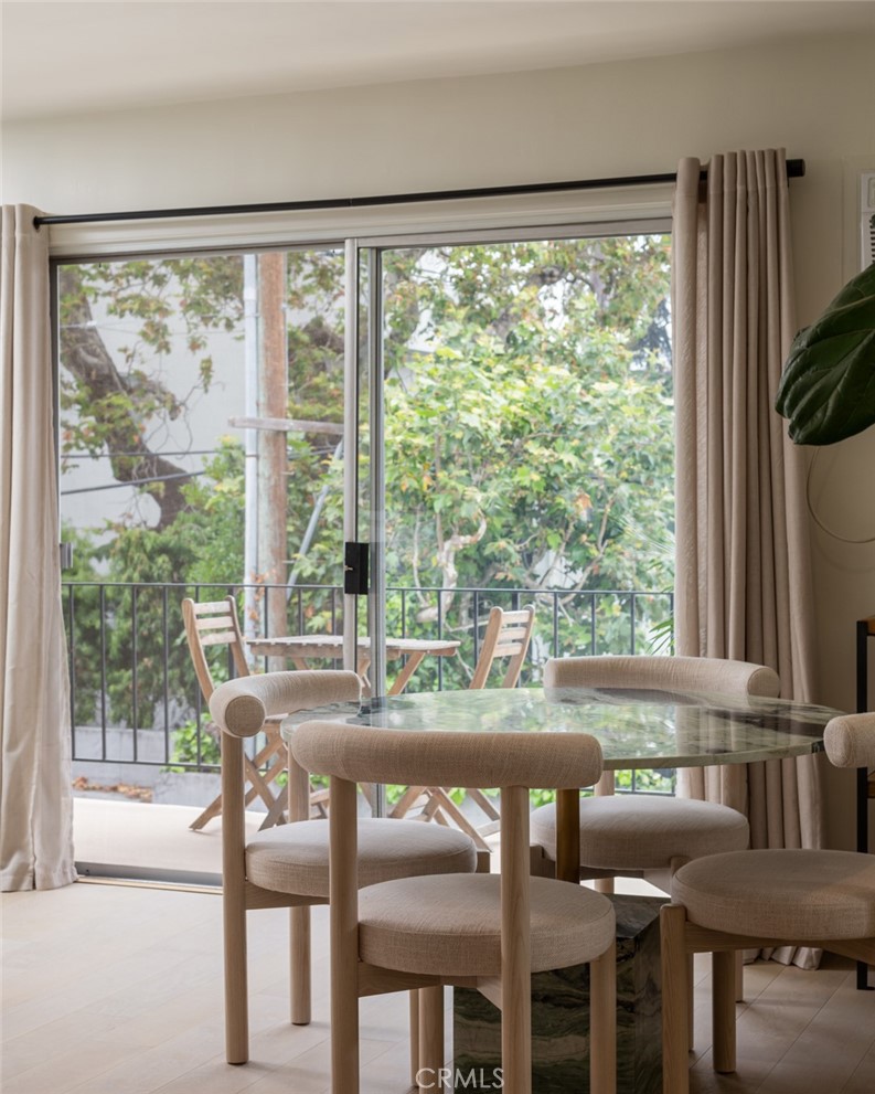 11910 Mayfield Avenue 205, Los Angeles — photo 5