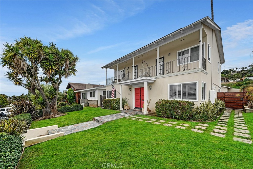 1194 Agate Street, San Diego — photo 2