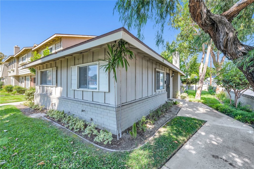 11971 Buckingham Circle, Garden Grove, CA — sold by The Aventus Group
