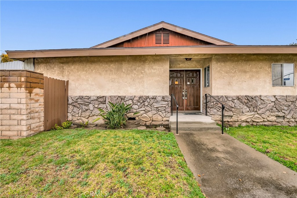 1353 W Orangethorpe Avenue, Fullerton — front exterior