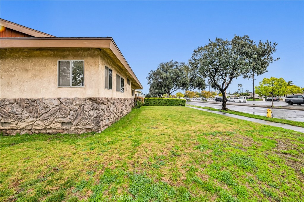 1353 W Orangethorpe Avenue, Fullerton — photo 3
