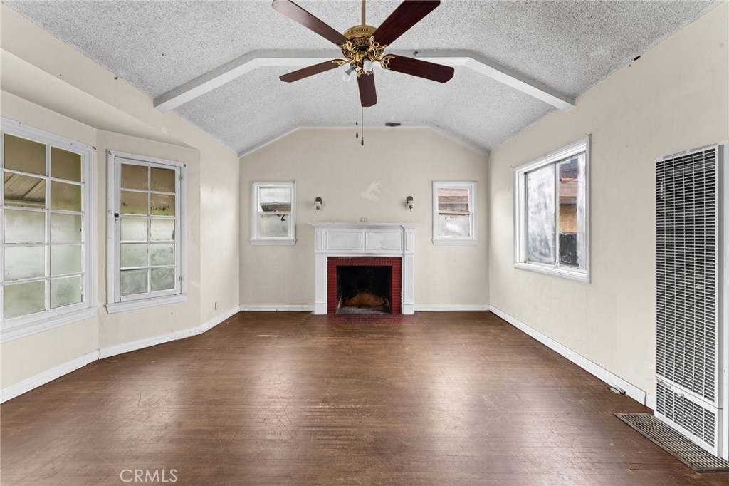 1415 N Marine Avenue, Wilmington — photo 4