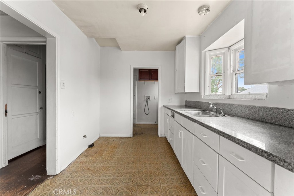 1415 N Marine Avenue, Wilmington — photo 8