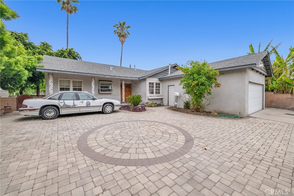 16425 Tulsa Street, Granada Hills — photo 2