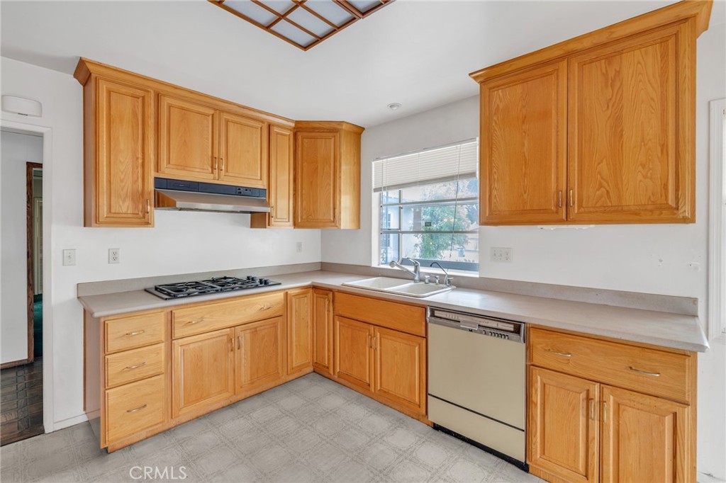 16425 Tulsa Street, Granada Hills — photo 7