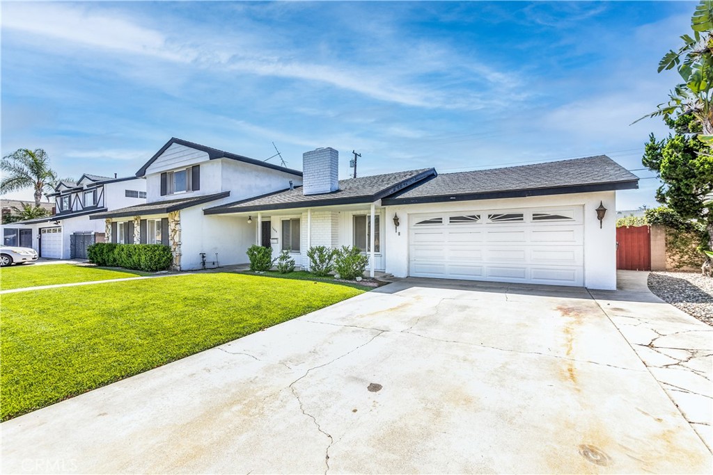 1666 W Chanticleer Road, Anaheim — photo 2