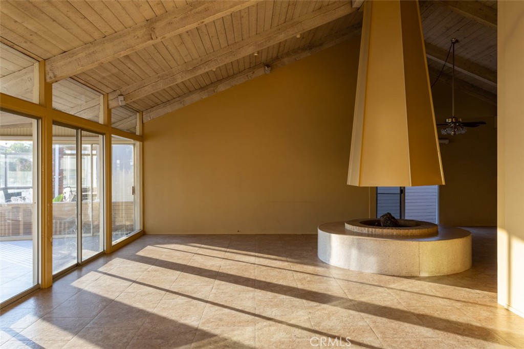 17109 Edgewater Lane, Huntington Beach — photo 3