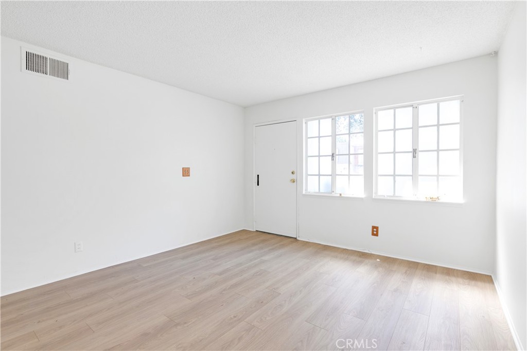 1787 W Glenoaks Avenue, Anaheim — photo 6