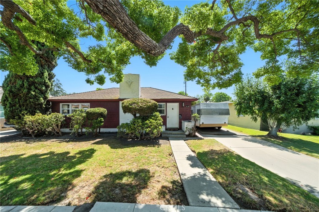 1850 Fanwood Avenue, Long Beach, CA — sold by The Aventus Group