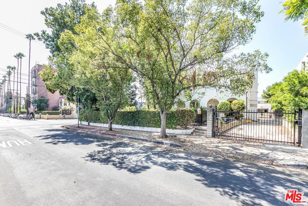 1907 North Wilton Place, Los Angeles, CA — sold by The Aventus Group