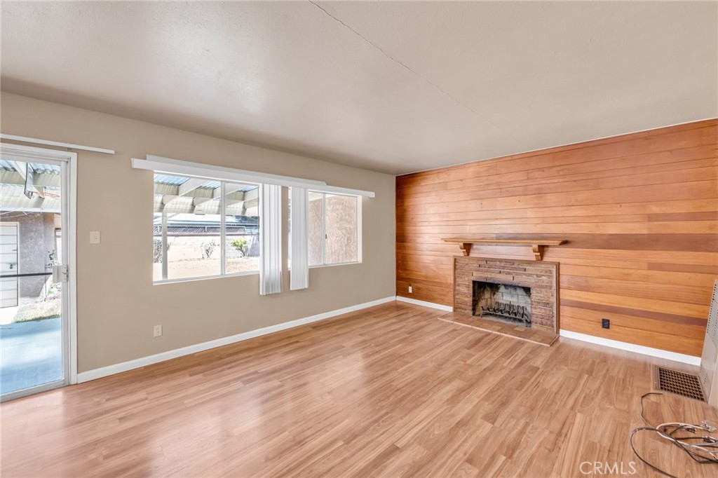 2054 N Studebaker Road, Long Beach — photo 4