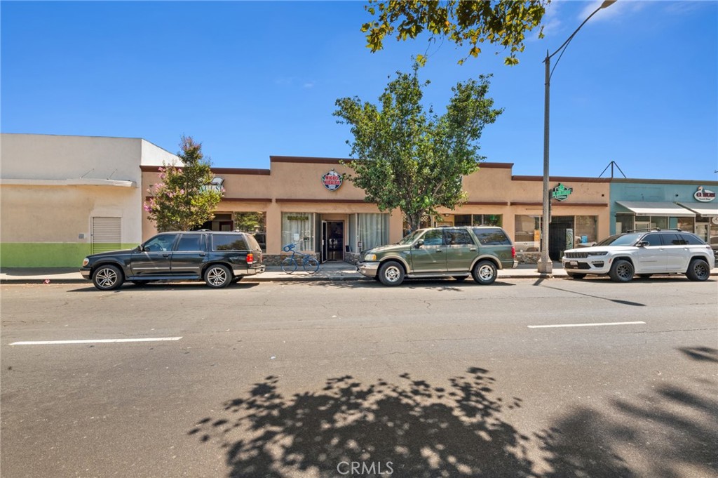 2070 Santa Fe Avenue, Long Beach, CA — sold by The Aventus Group