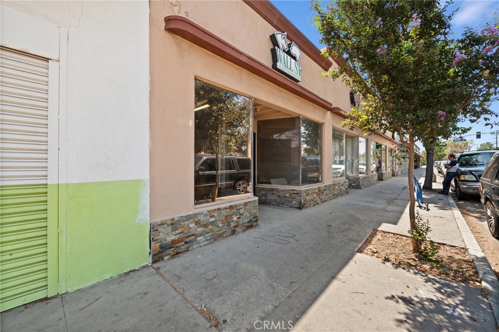 2070 Santa Fe Avenue, Long Beach — photo 2