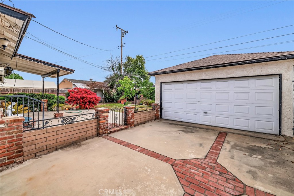 2130 W Cherry Avenue, Fullerton — photo 5