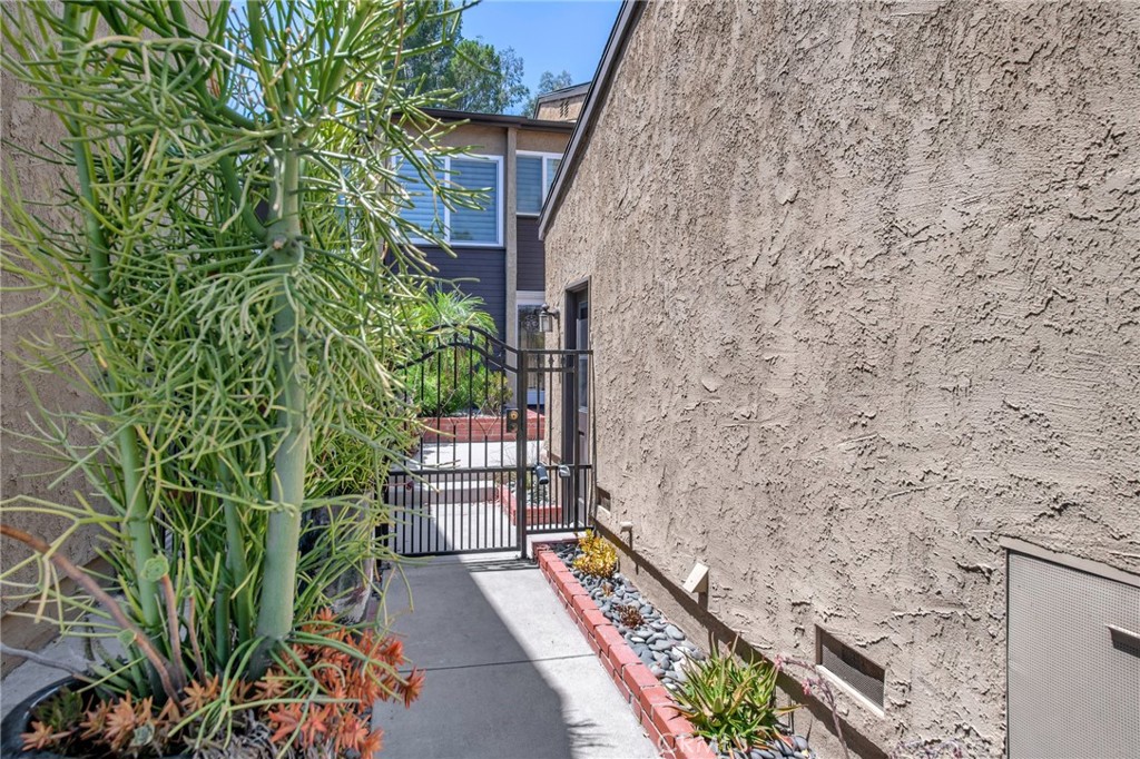 24605 Zena Court, Mission Viejo — photo 2