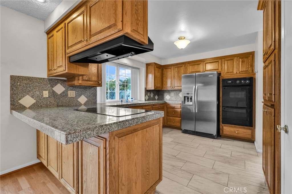 27061 Helmond Drive, Agoura Hills — photo 7