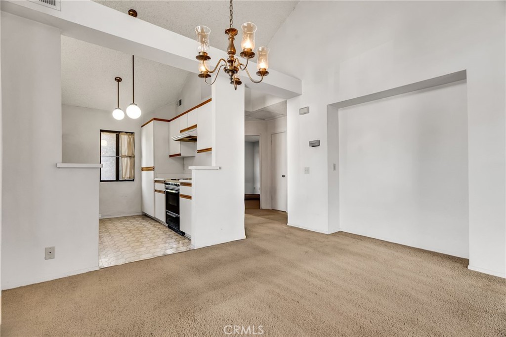 320 N Montebello, Montebello — photo 4