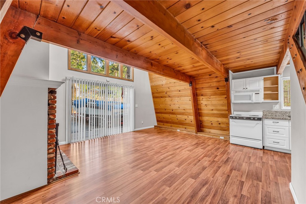 32068 Hunsaker, Running Springs — photo 4