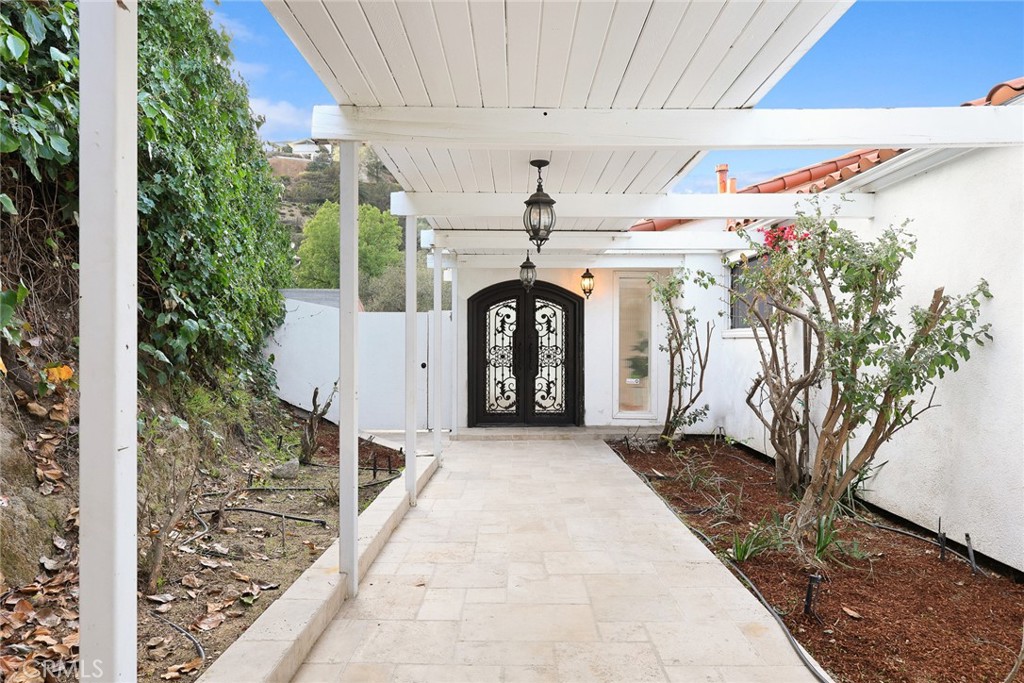 3845 Hampstead Road, La Canada Flintridge — photo 4