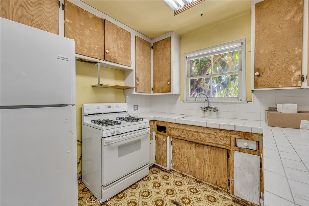 3916 Shelby Drive, Riverside — photo 7