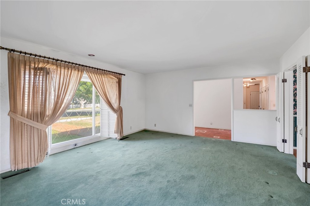 5300 E 4th Street, Long Beach — photo 8