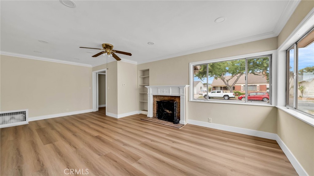 5936 Hayter Avenue, Lakewood — photo 3