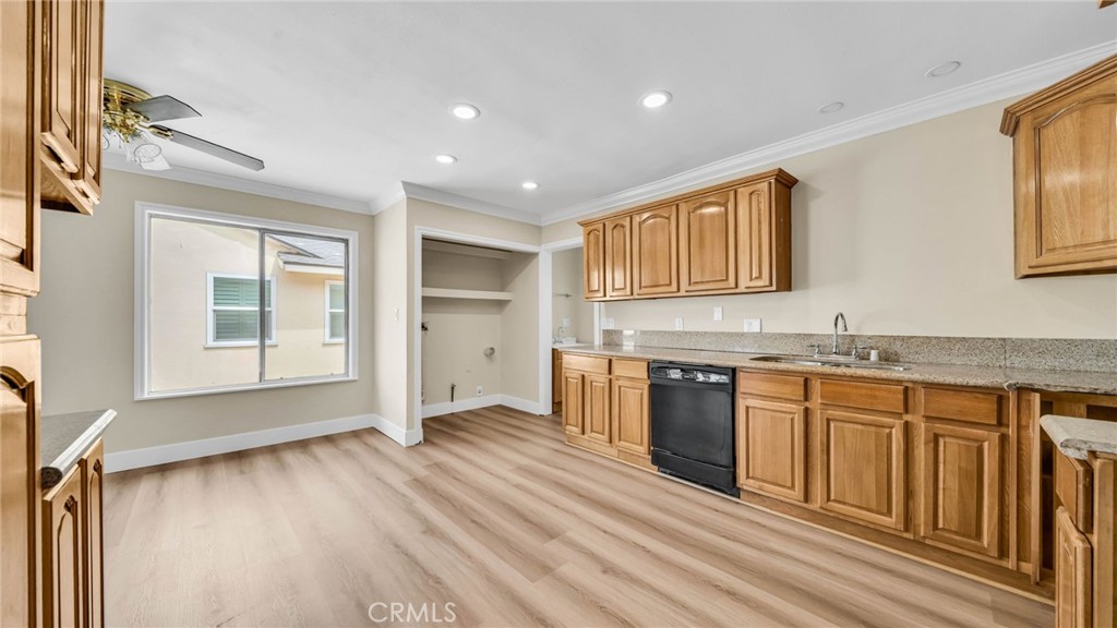 5936 Hayter Avenue, Lakewood — photo 5