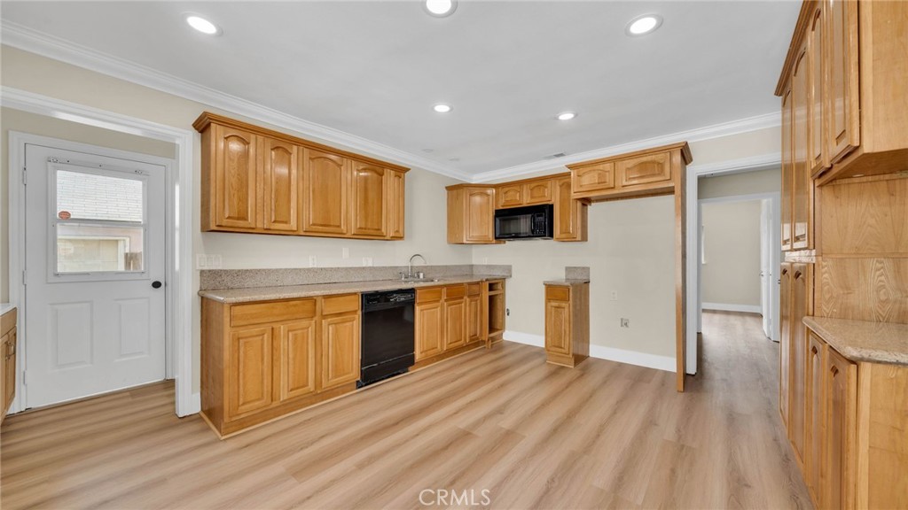 5936 Hayter Avenue, Lakewood — photo 7