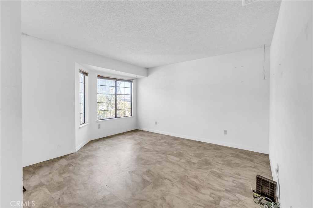602 Sweetser Drive, Riverside — photo 6