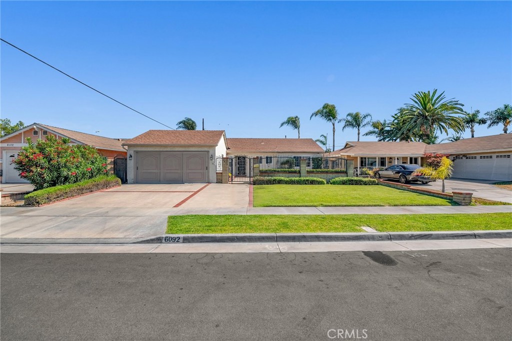 6092 Ivory Circle, Huntington Beach — front exterior
