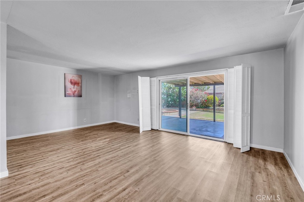 6092 Ivory Circle, Huntington Beach — photo 4