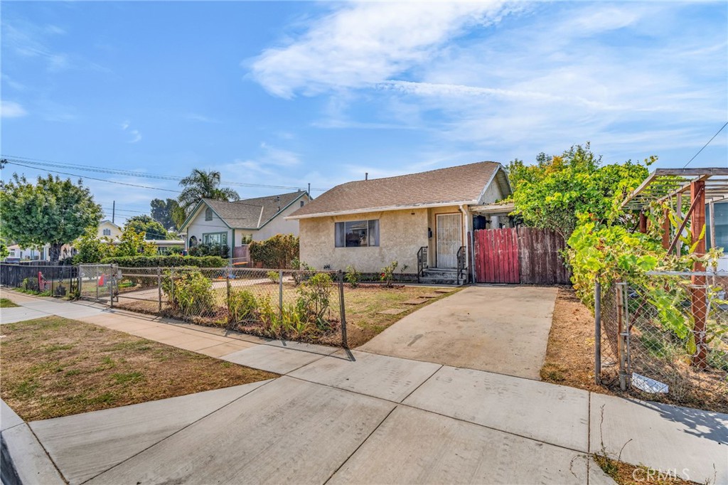 612 E Saxon Avenue, San Gabriel — photo 2