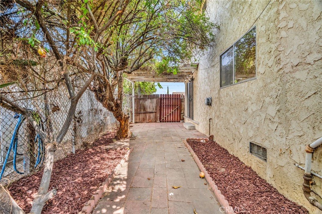 612 E Saxon Avenue, San Gabriel — photo 7