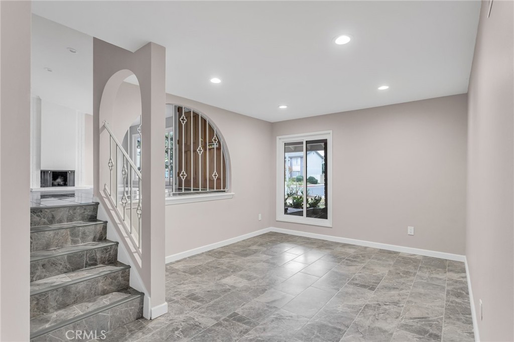 6721 Lafayette Drive, Huntington Beach — photo 8