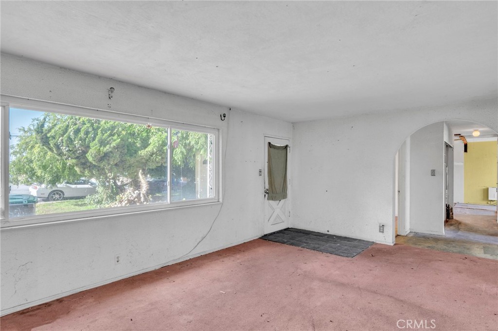 701 Bryce Canyon Avenue, Oxnard — photo 4