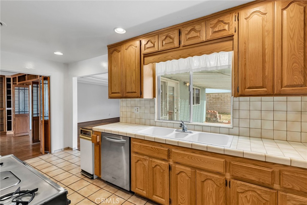 7960 Begonia Circle, Buena Park — photo 3