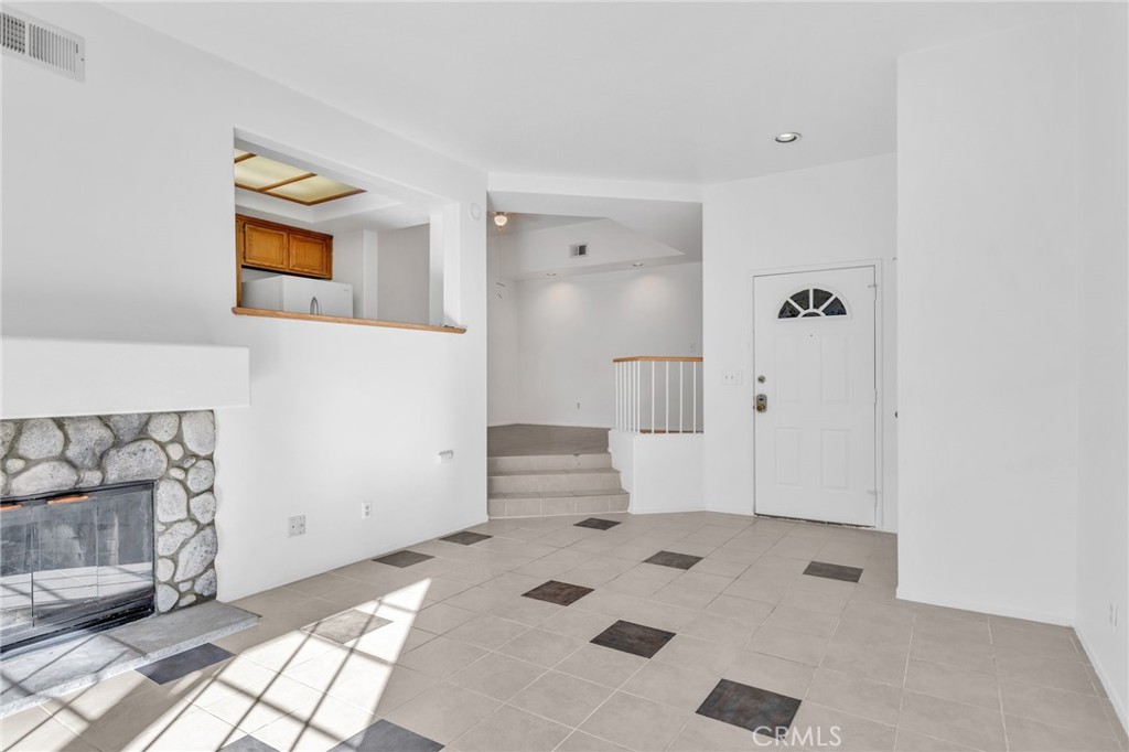 8122 Seawater Drive 103, Huntington Beach — photo 5