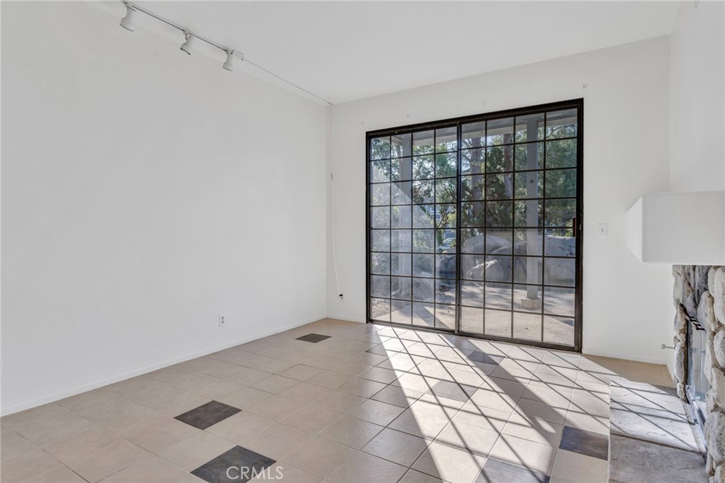 8122 Seawater Drive 103, Huntington Beach — photo 6
