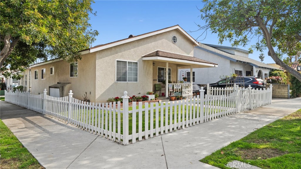846 Belmont Avenue, Long Beach — photo 2