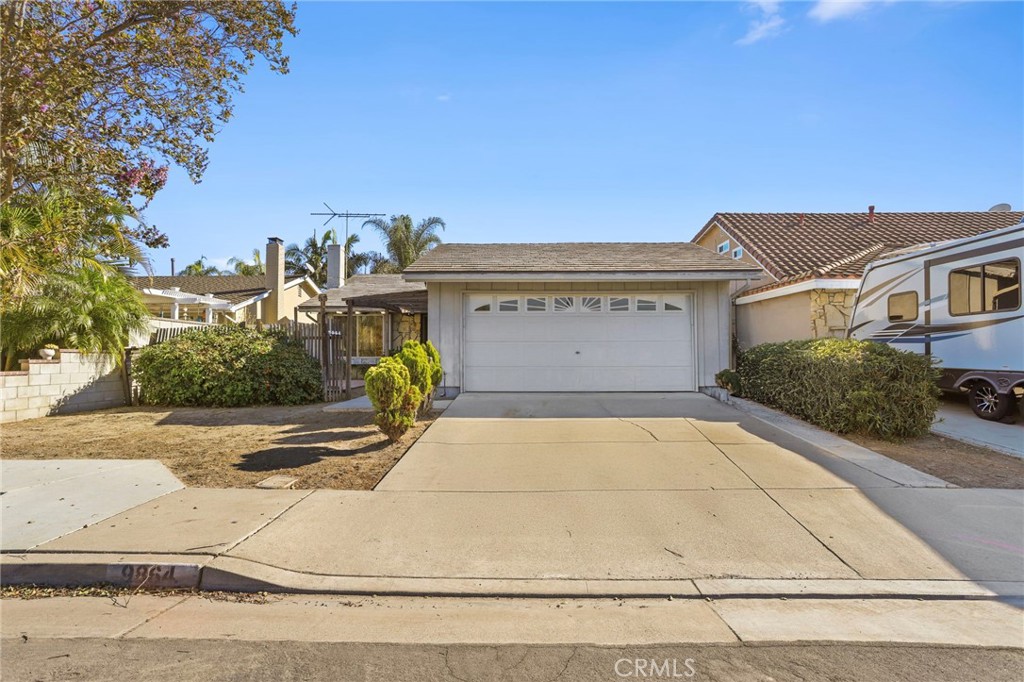 9864 Cedar Court, Cypress — photo 2