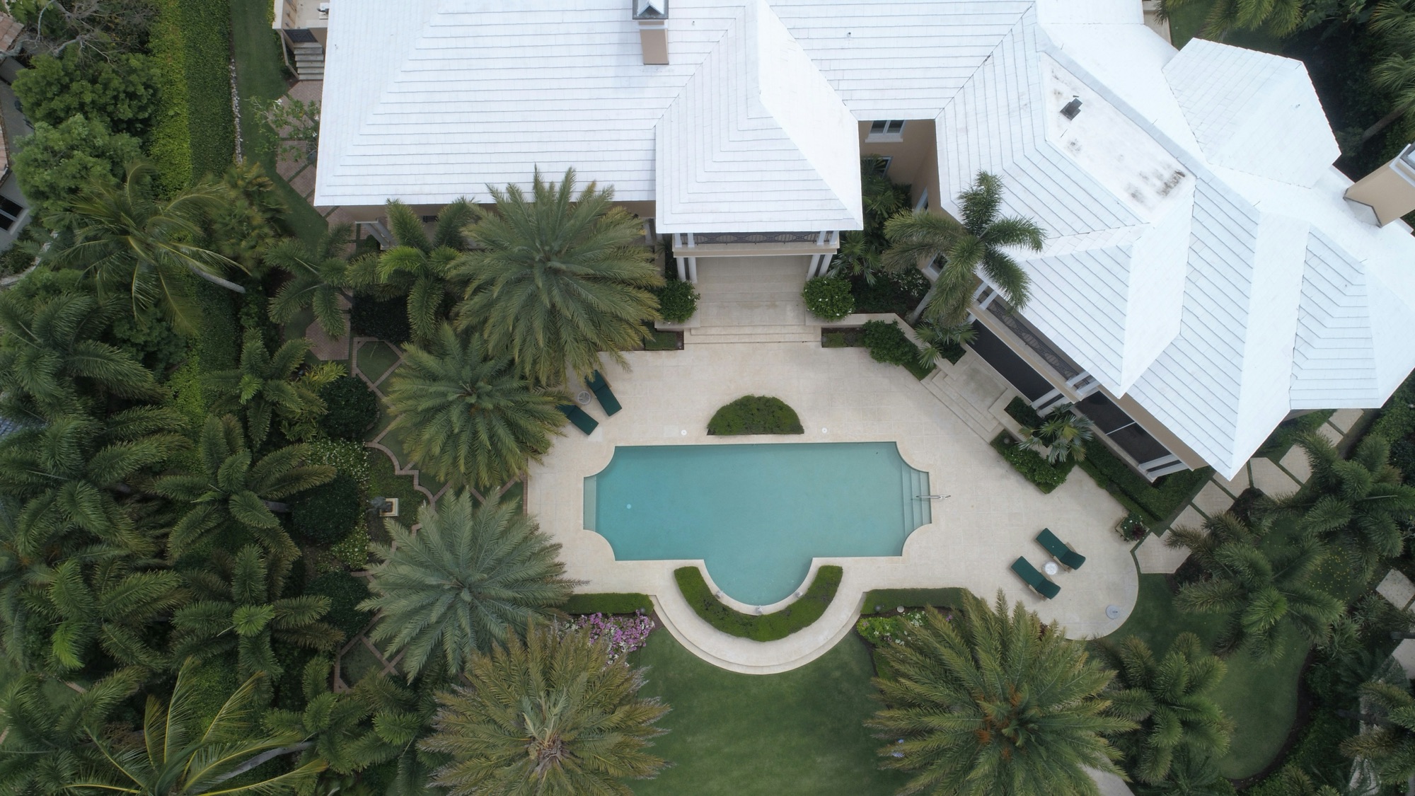 The Benefits of Selling Probate Property Without Court Confirmation